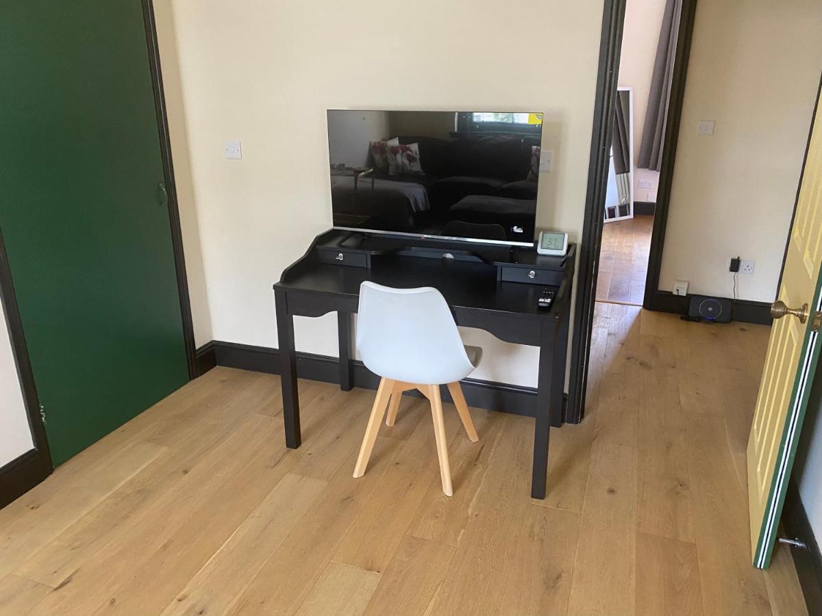 New Stylish 1Bedroom Flat In Paddington, Bayswater Лондон Екстериор снимка