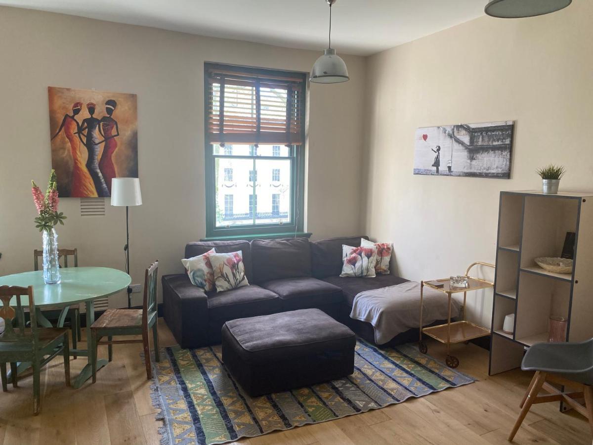 New Stylish 1Bedroom Flat In Paddington, Bayswater Лондон Екстериор снимка